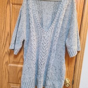 Gray brown speckled v-neck sweater